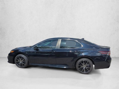 2024 Toyota Camry SE Auto (SE)