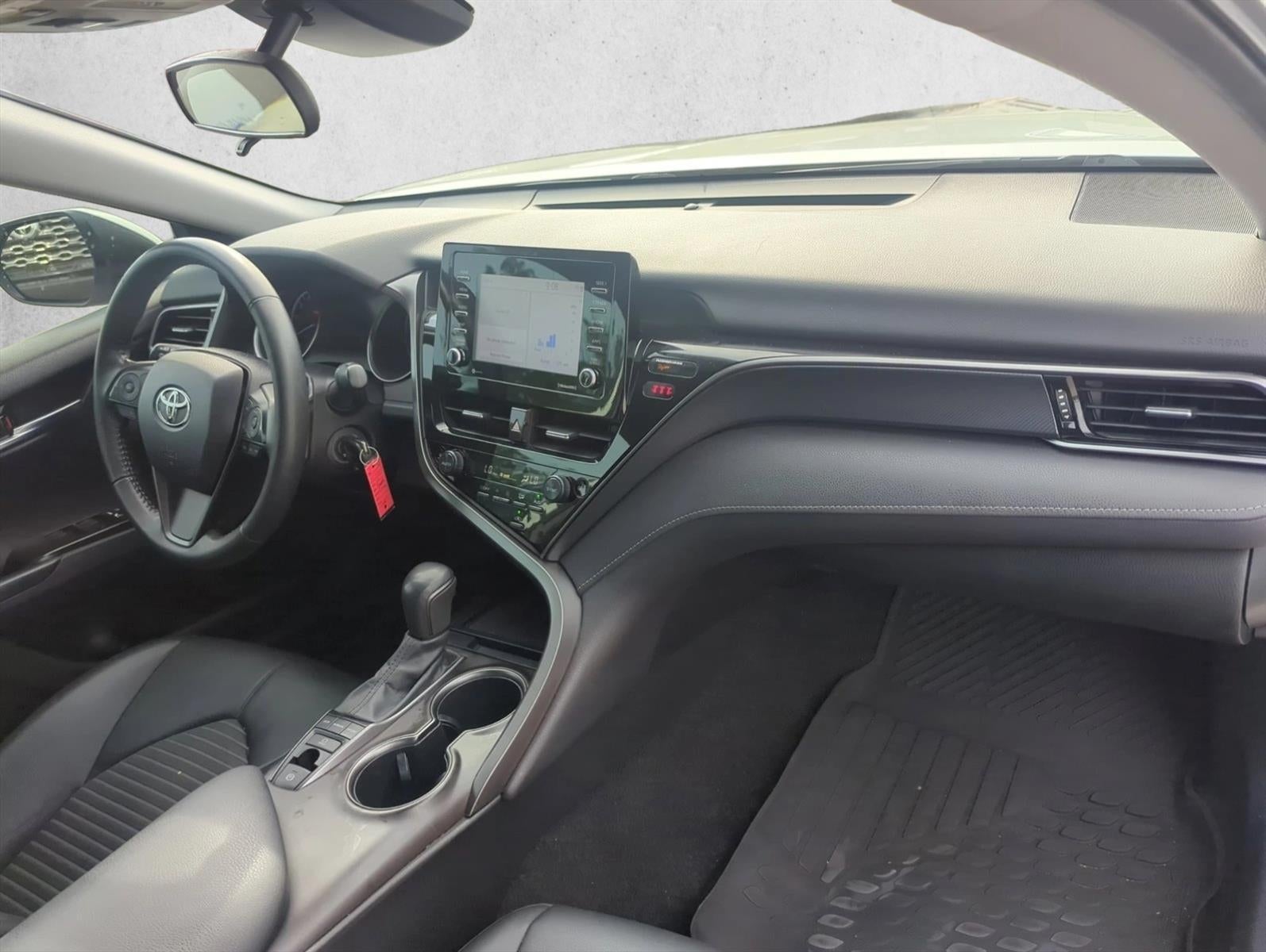 2022 Toyota Camry SE Auto AWD (Natl)