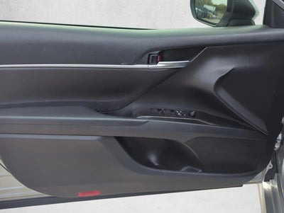 2022 Toyota Camry SE Auto AWD (Natl)