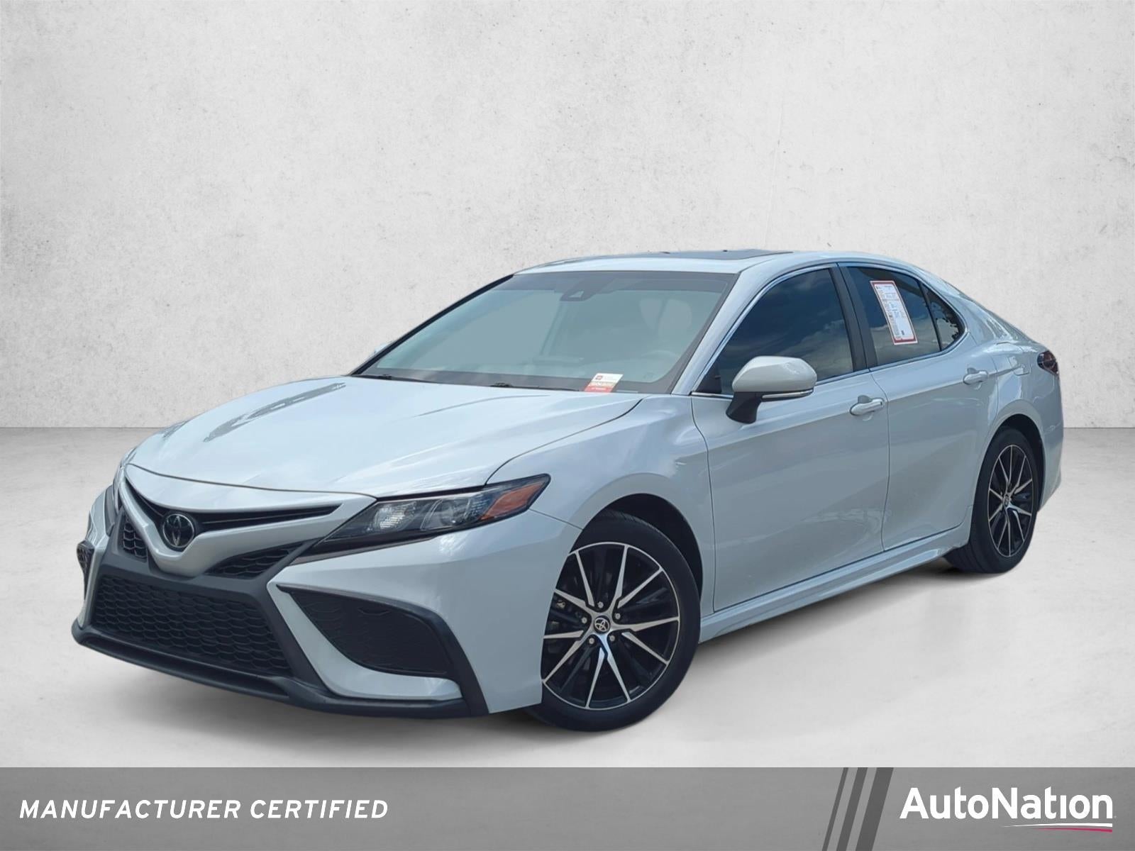 2024 Toyota Camry SE Auto (SE)