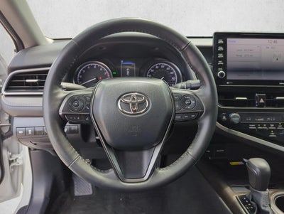 2024 Toyota Camry SE Auto (SE)