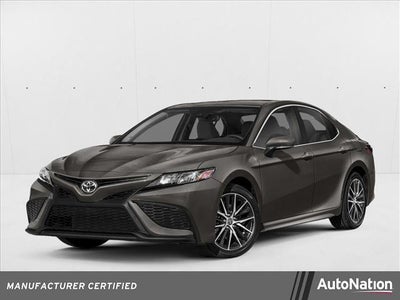 2024 Toyota Camry SE Auto (SE)