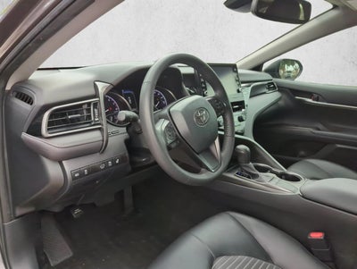 2024 Toyota Camry SE Auto (SE)