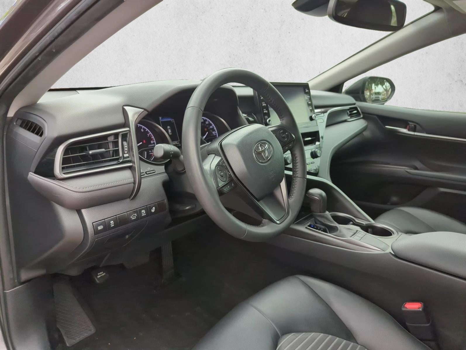 2024 Toyota Camry SE Auto (SE)