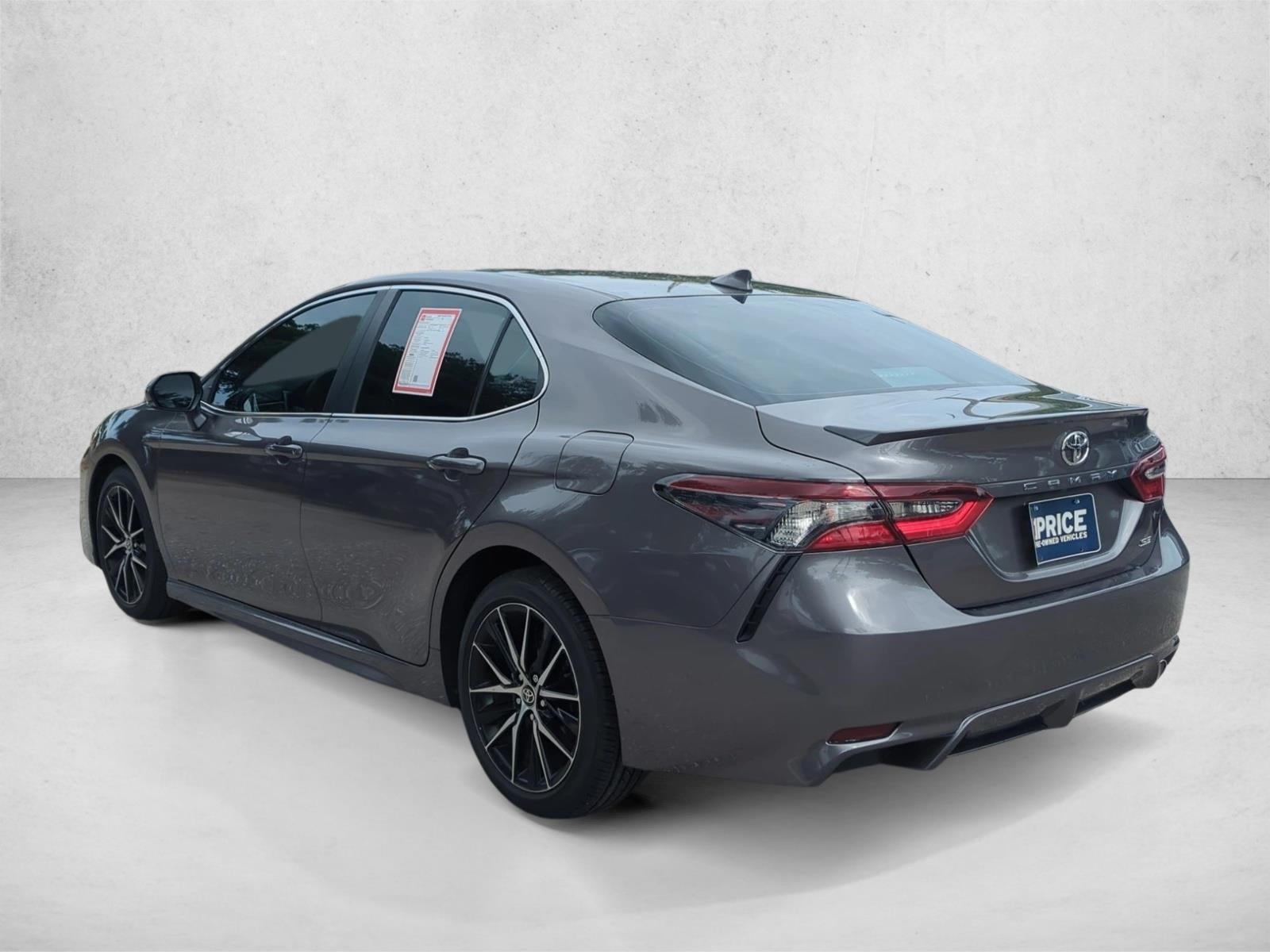 2024 Toyota Camry SE Auto (SE)