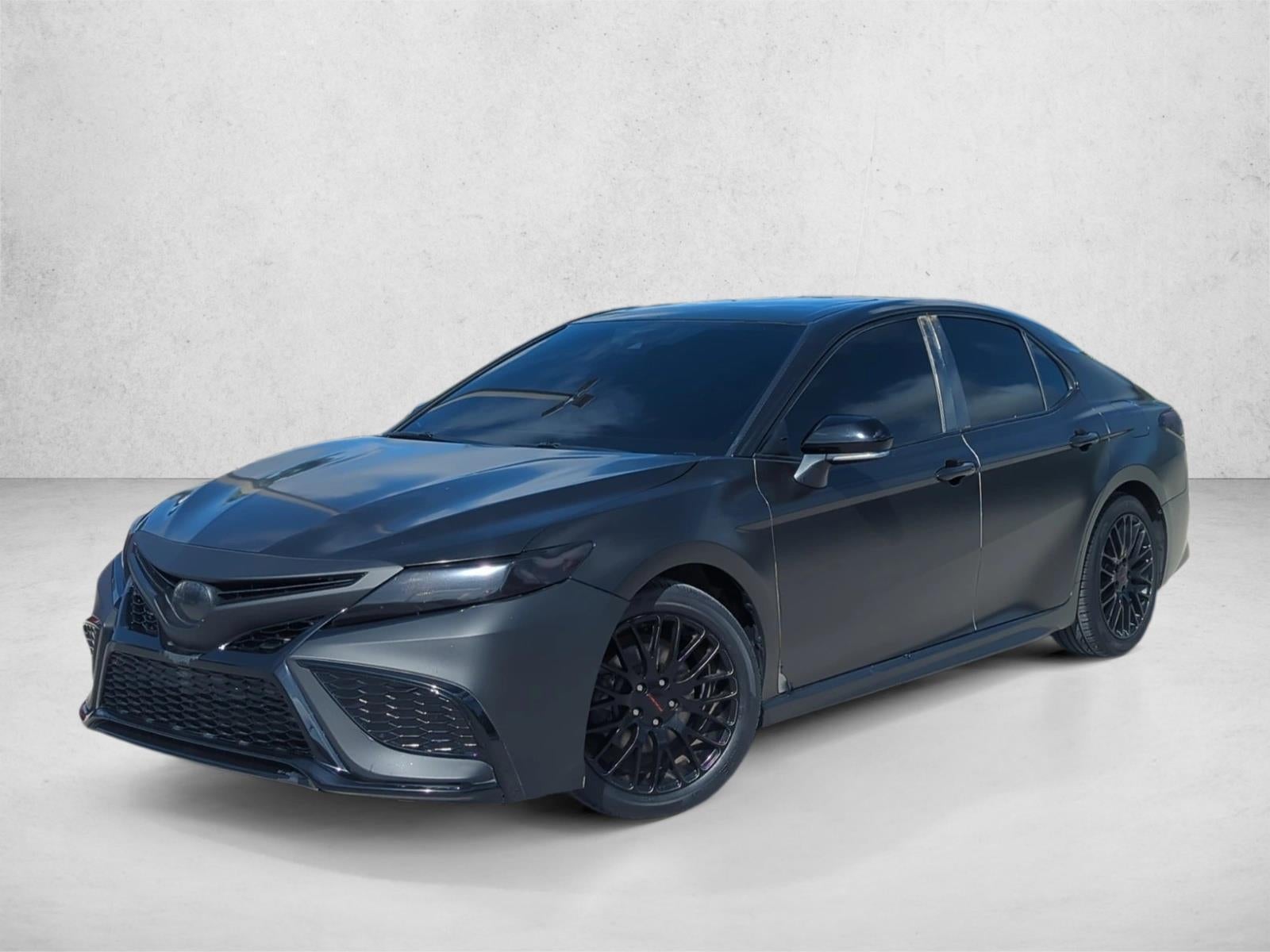 2022 Toyota Camry SE Auto (SE)