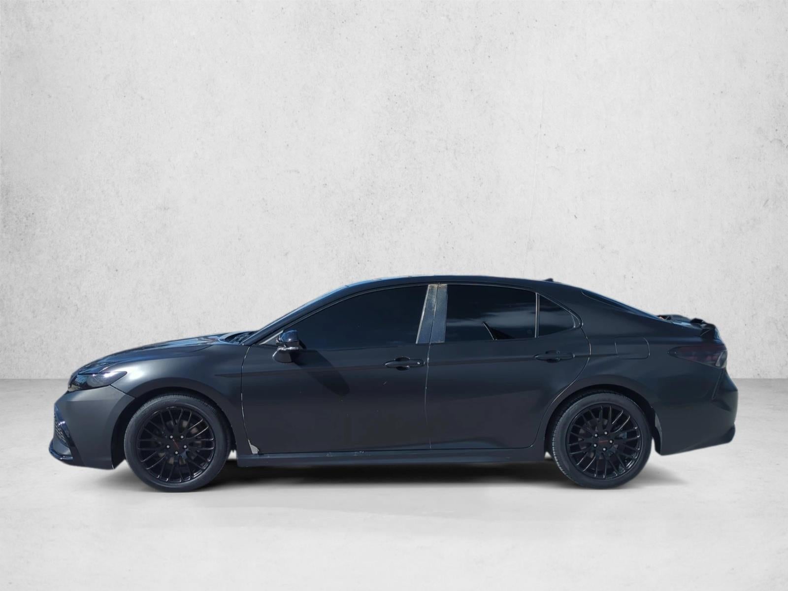 2022 Toyota Camry SE Auto (SE)