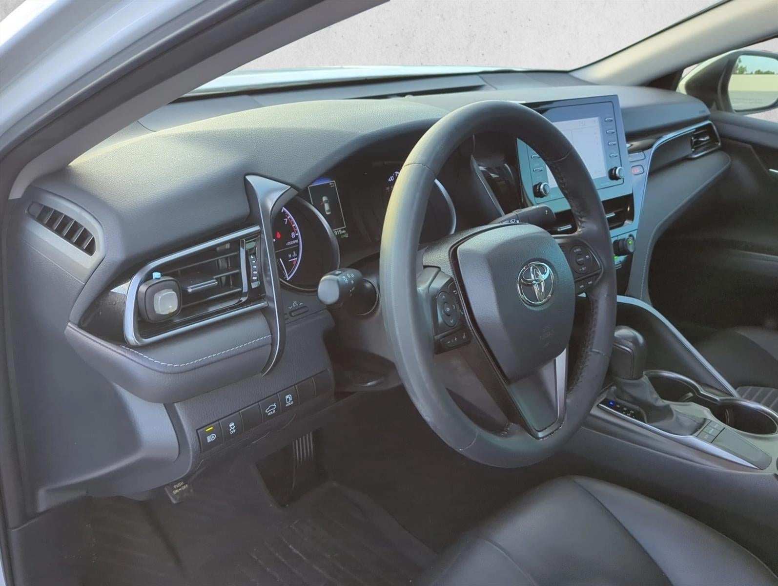 2024 Toyota Camry SE Auto (SE)