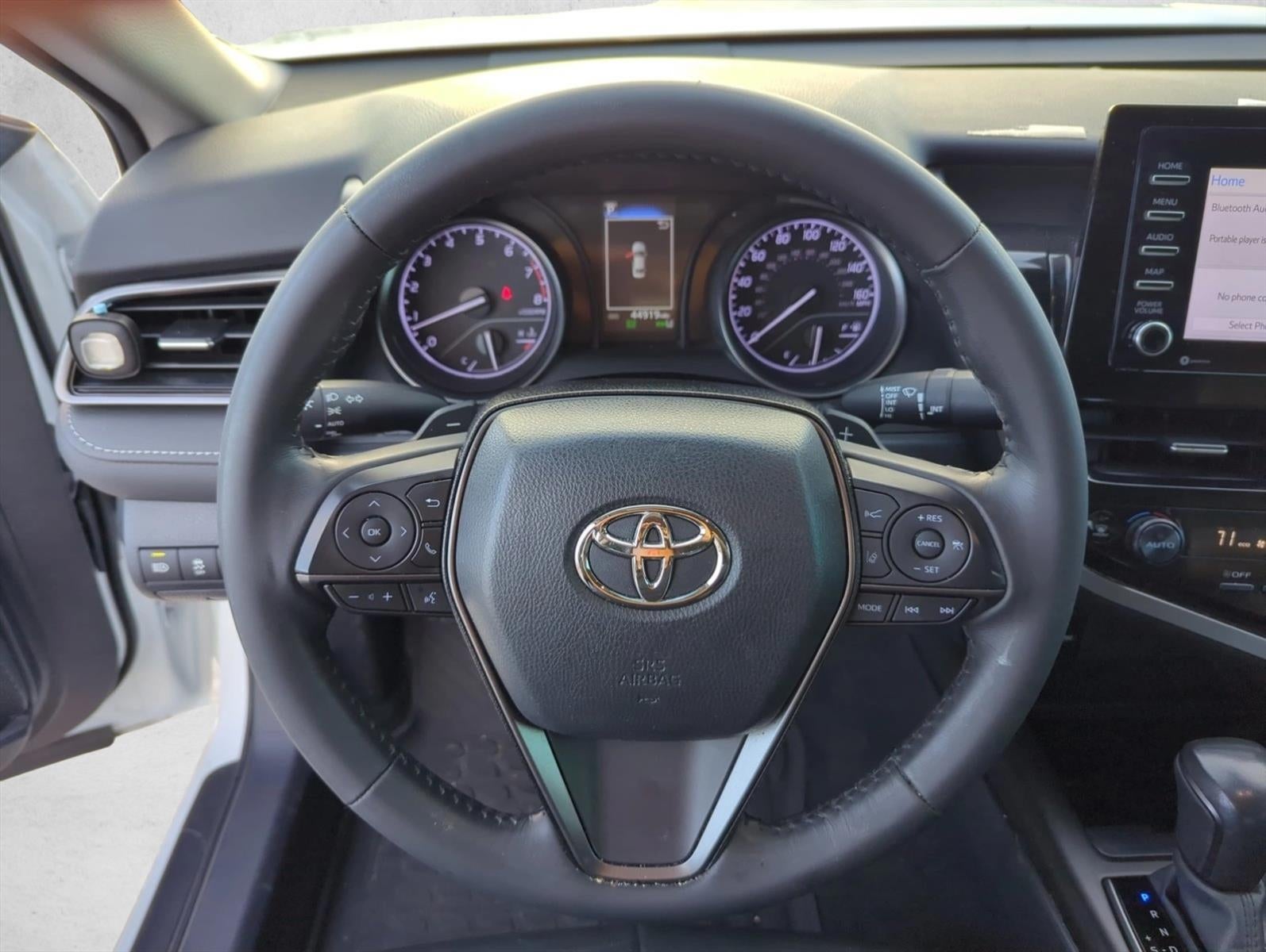 2024 Toyota Camry SE Auto (SE)