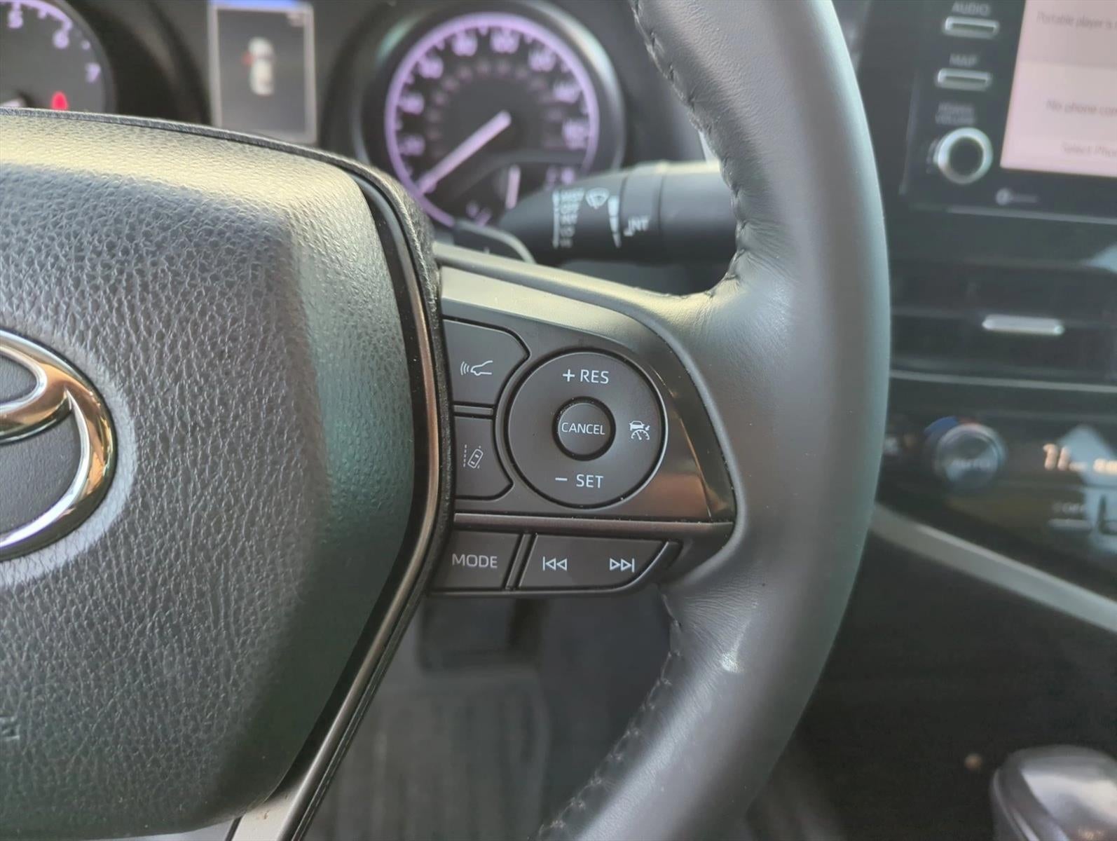 2024 Toyota Camry SE Auto (SE)