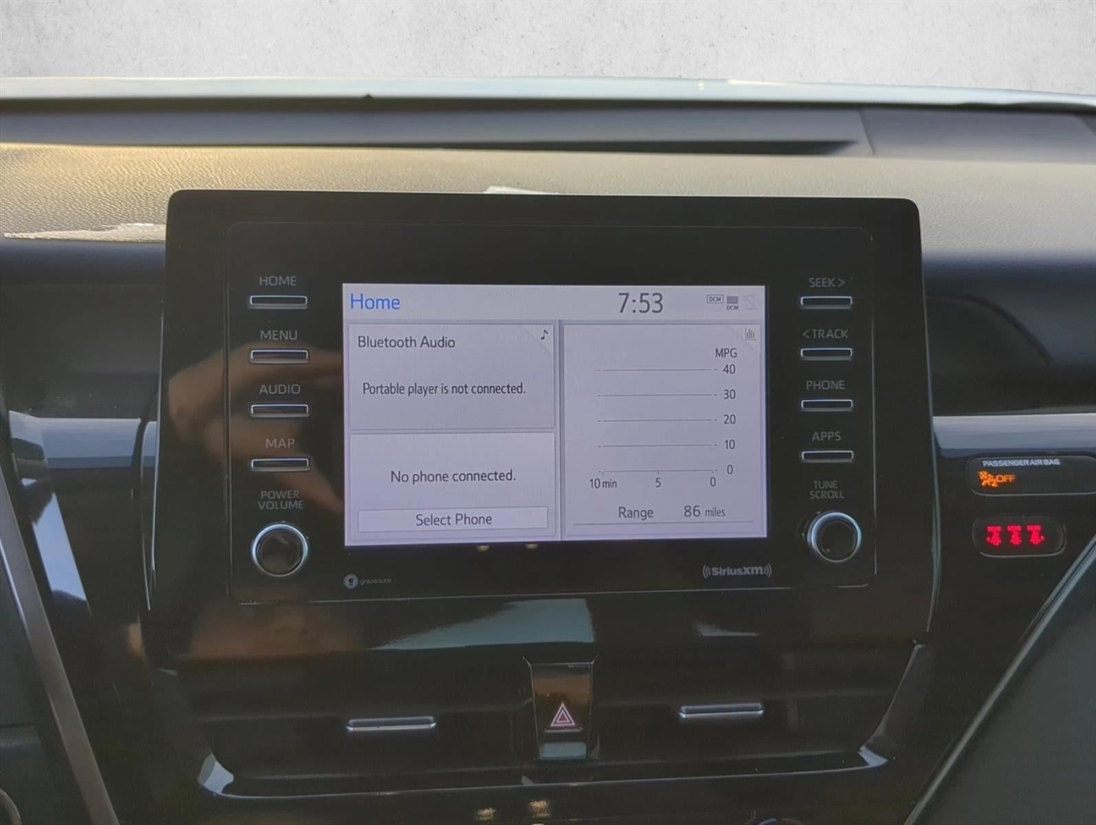 2024 Toyota Camry SE Auto (SE)