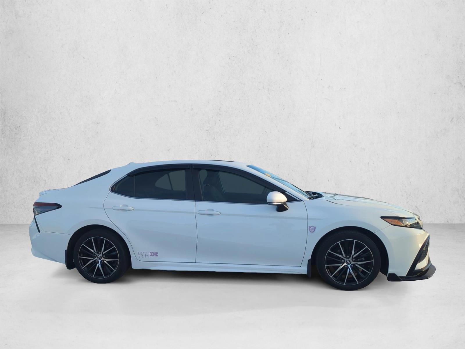 2024 Toyota Camry SE Auto (SE)