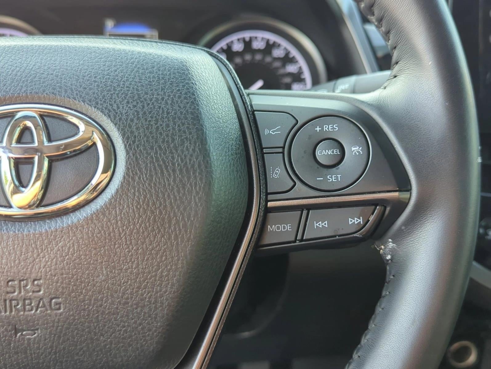 2024 Toyota Camry SE Auto (SE)