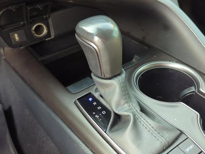 2024 Toyota Camry SE Auto (SE)