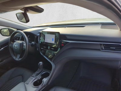 2024 Toyota Camry SE Auto (SE)
