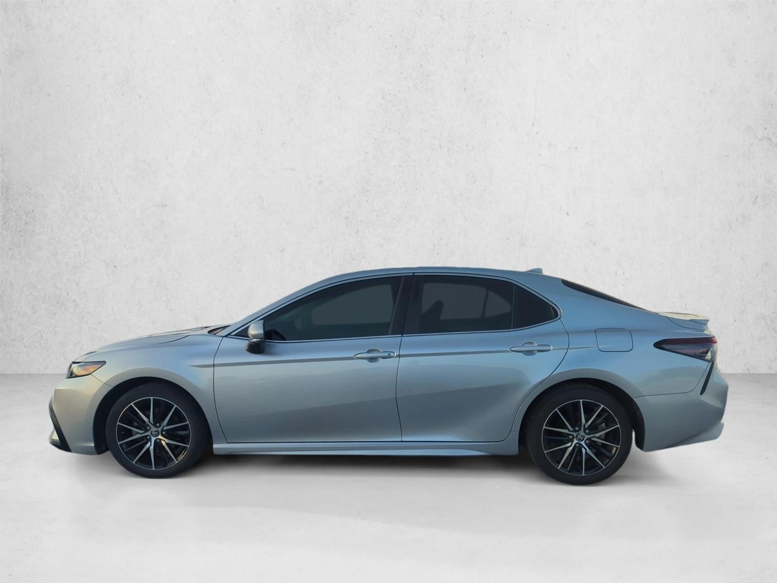 2024 Toyota Camry SE Auto (SE)