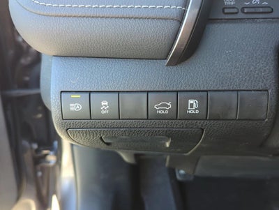 2023 Toyota Camry SE Auto (SE)