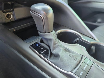 2023 Toyota Camry SE Auto (SE)