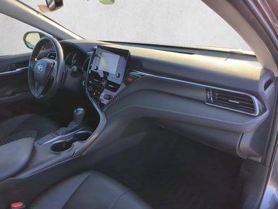 2023 Toyota Camry SE Auto (SE)