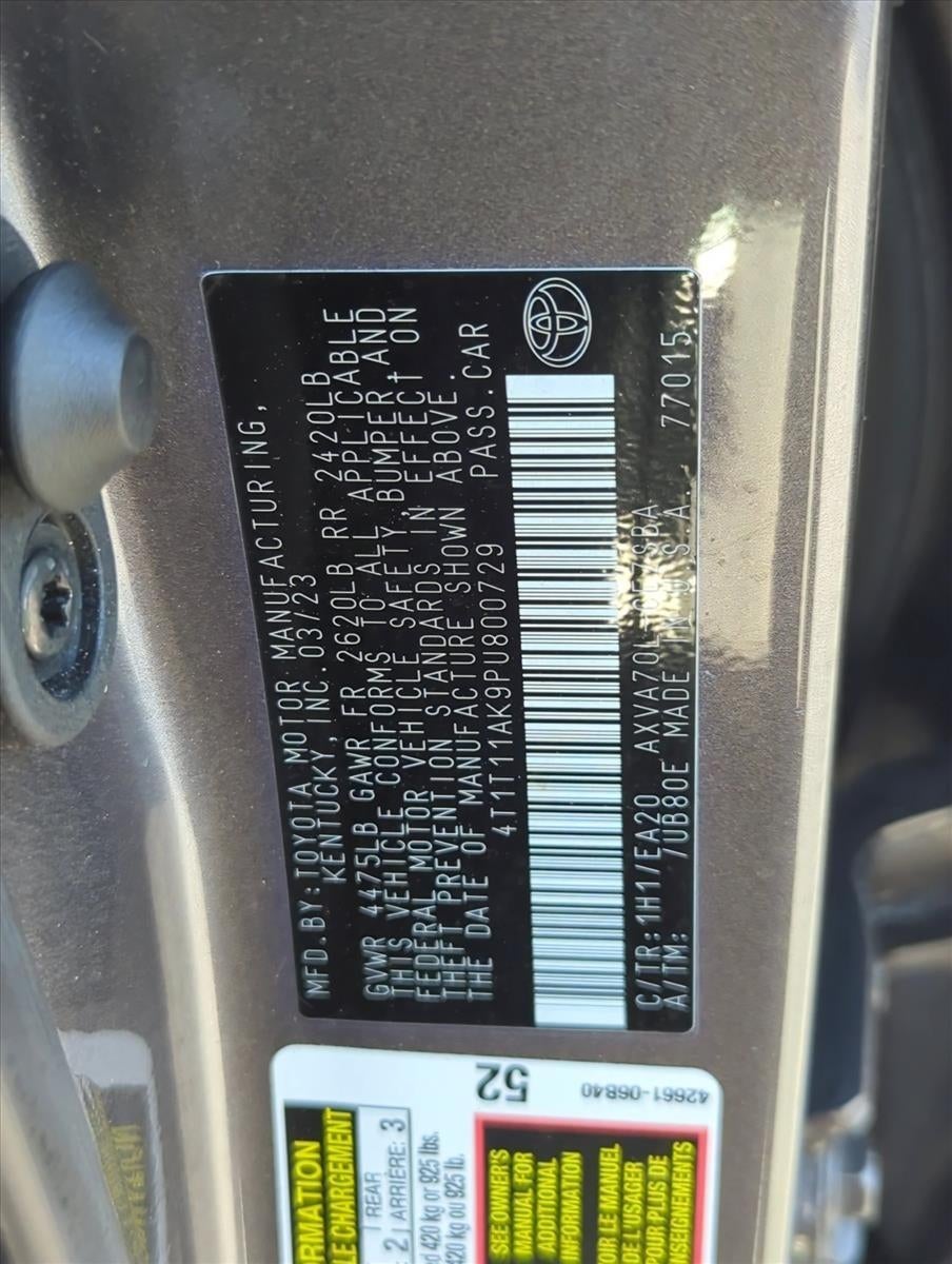 2023 Toyota Camry SE Auto (SE)