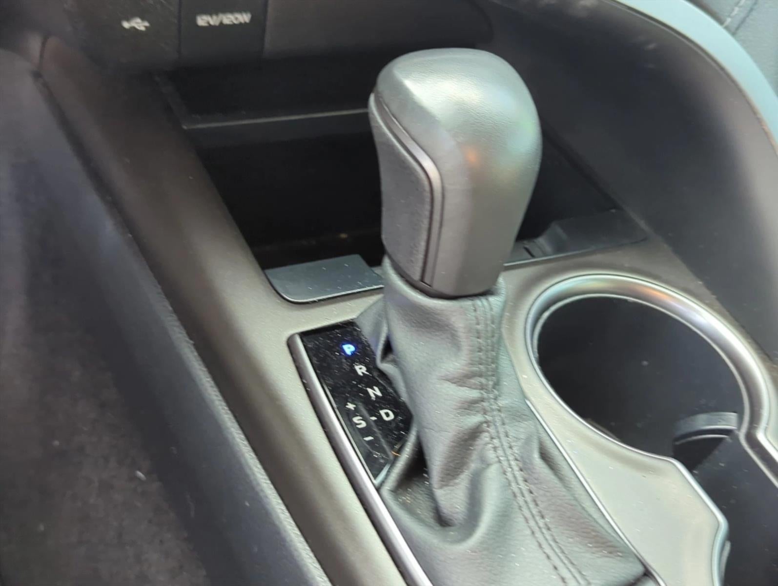 2023 Toyota Camry SE Nightshade Auto (Natl)
