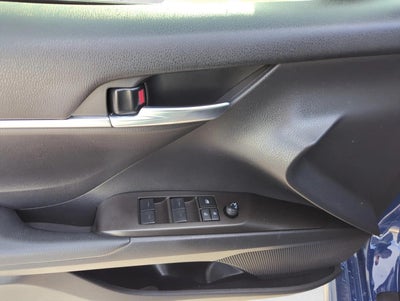 2023 Toyota Camry SE Nightshade Auto (Natl)