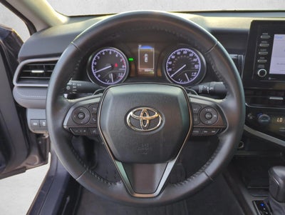 2024 Toyota Camry SE Auto (SE)