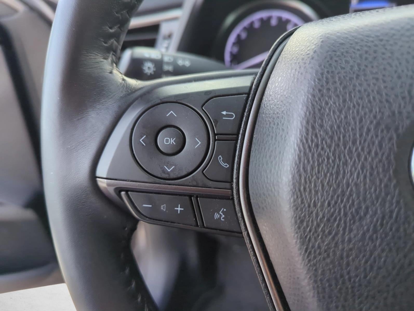 2024 Toyota Camry SE Auto (SE)