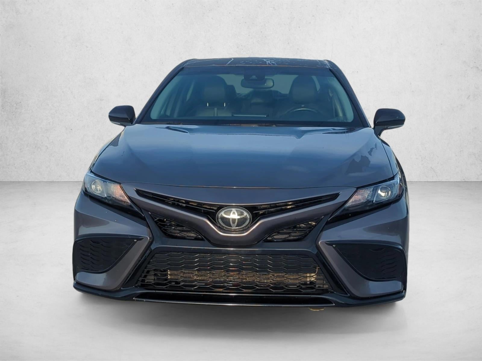 2024 Toyota Camry SE Auto (SE)