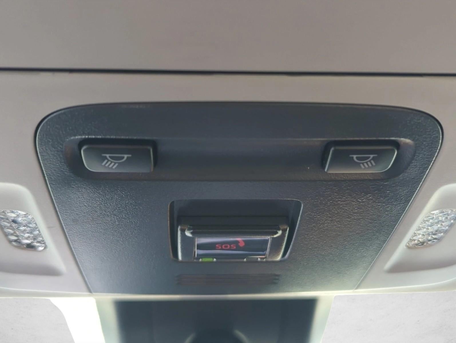 2024 Toyota Camry SE Auto (SE)