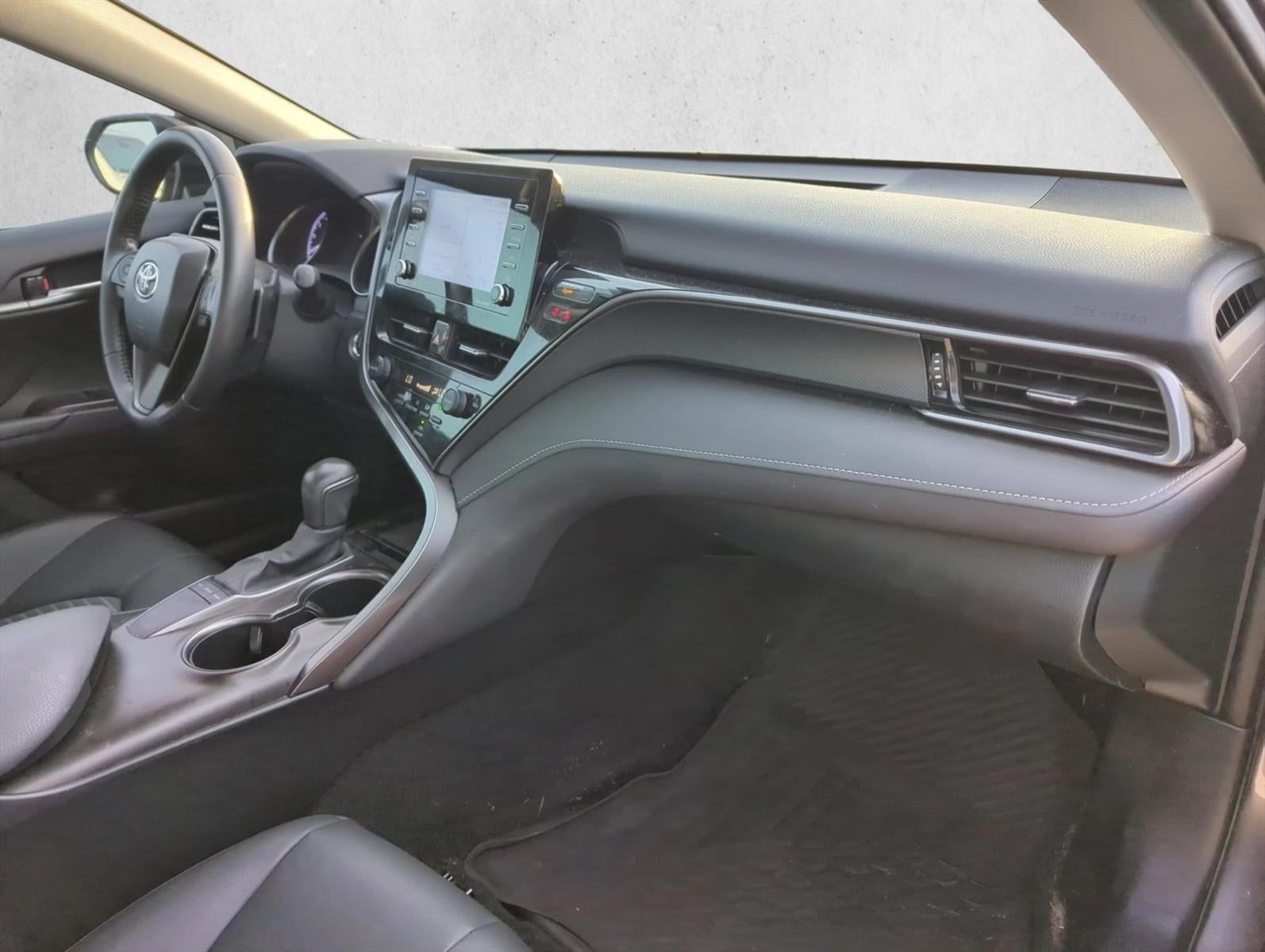 2024 Toyota Camry SE Auto (SE)