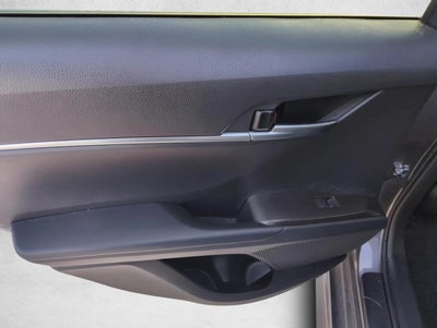 2024 Toyota Camry SE Auto (SE)