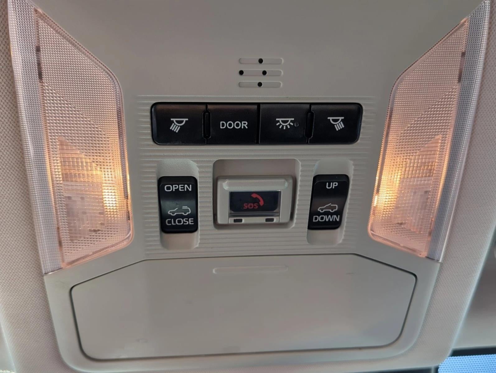 2021 Toyota RAV4 Hybrid XLE Premium AWD (Natl)