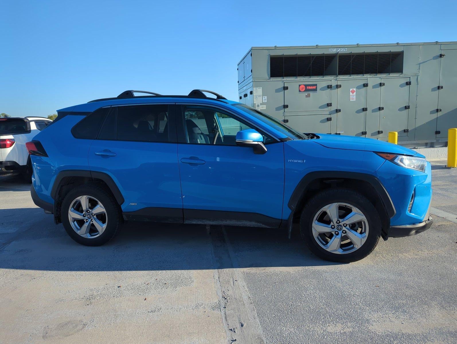 2021 Toyota RAV4 Hybrid XLE Premium AWD (Natl)