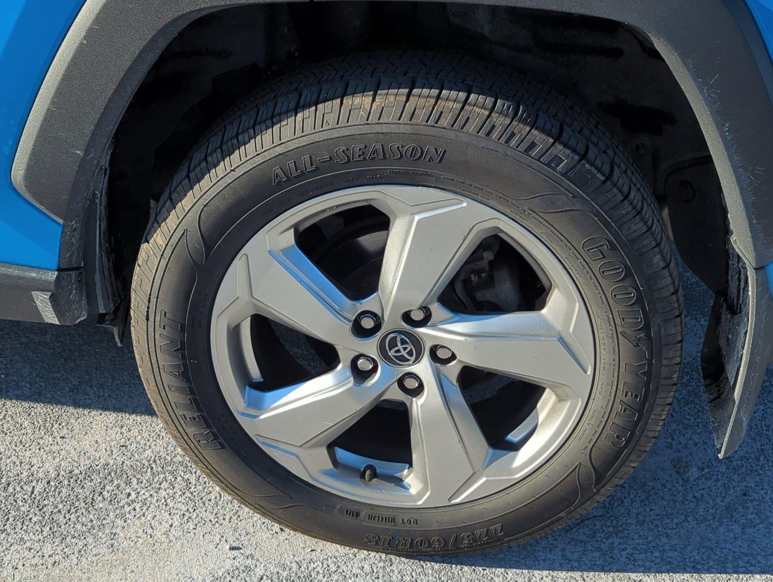 2021 Toyota RAV4 Hybrid XLE Premium AWD (Natl)