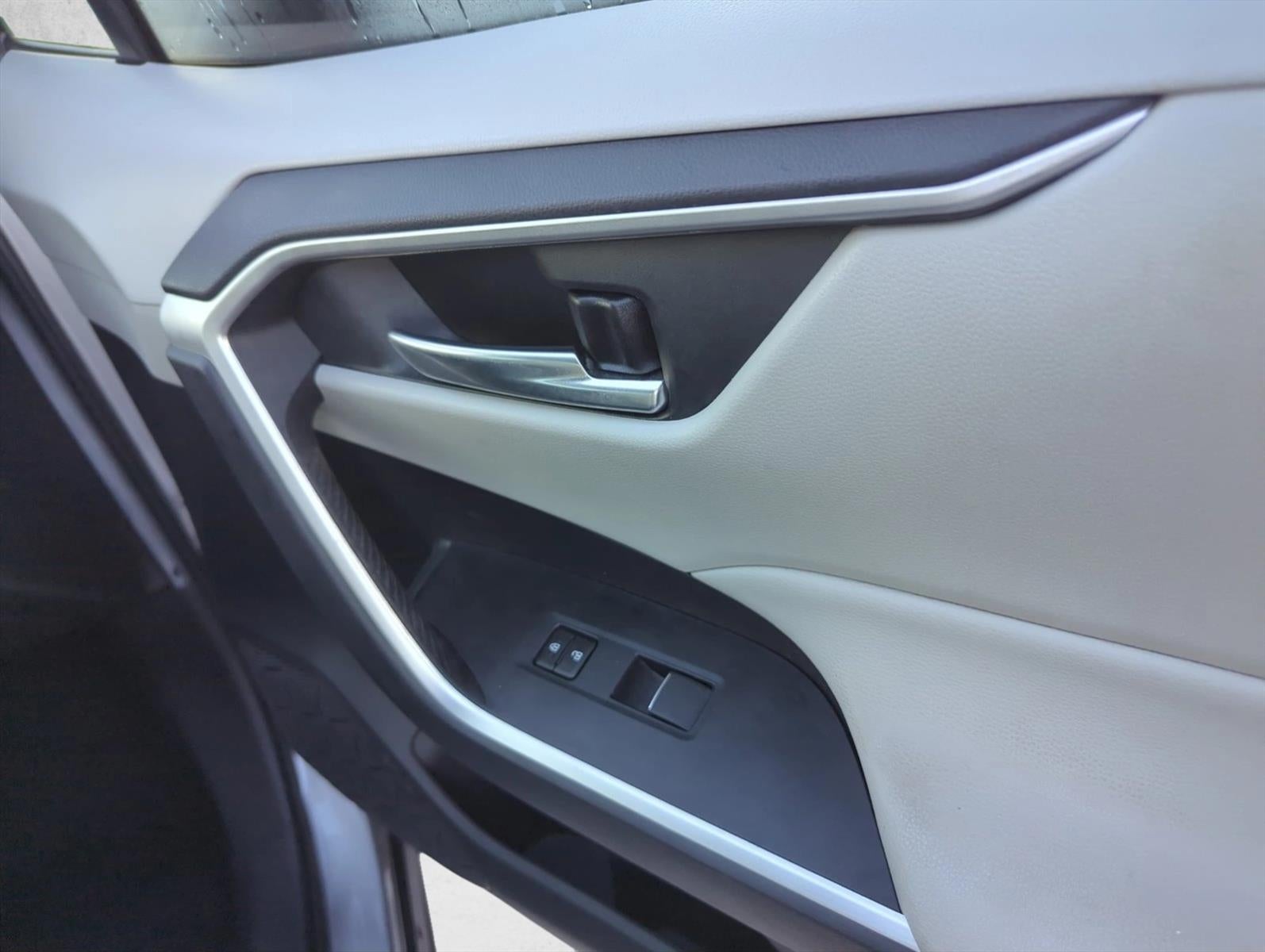 2021 Toyota RAV4 Hybrid XLE Premium AWD (Natl)