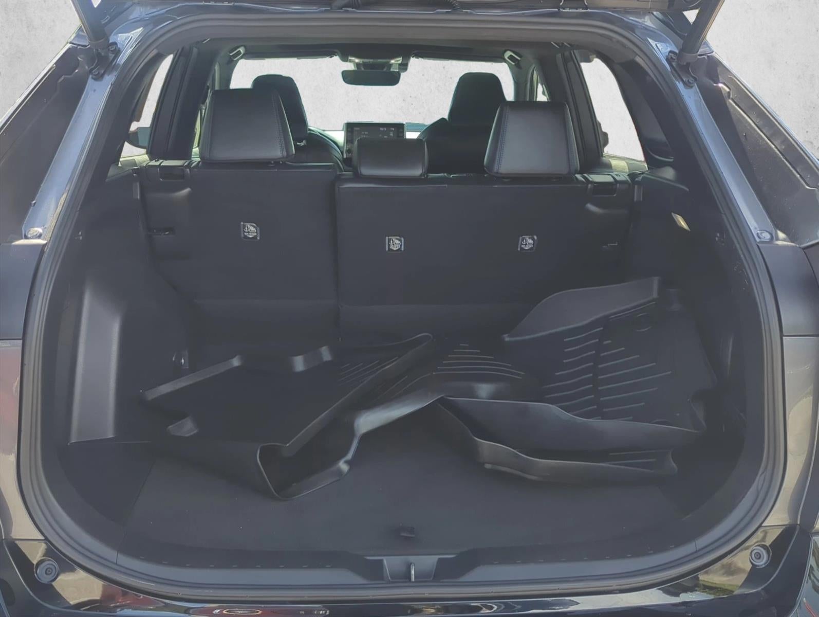 2022 Toyota RAV4 Hybrid XSE AWD (Natl)