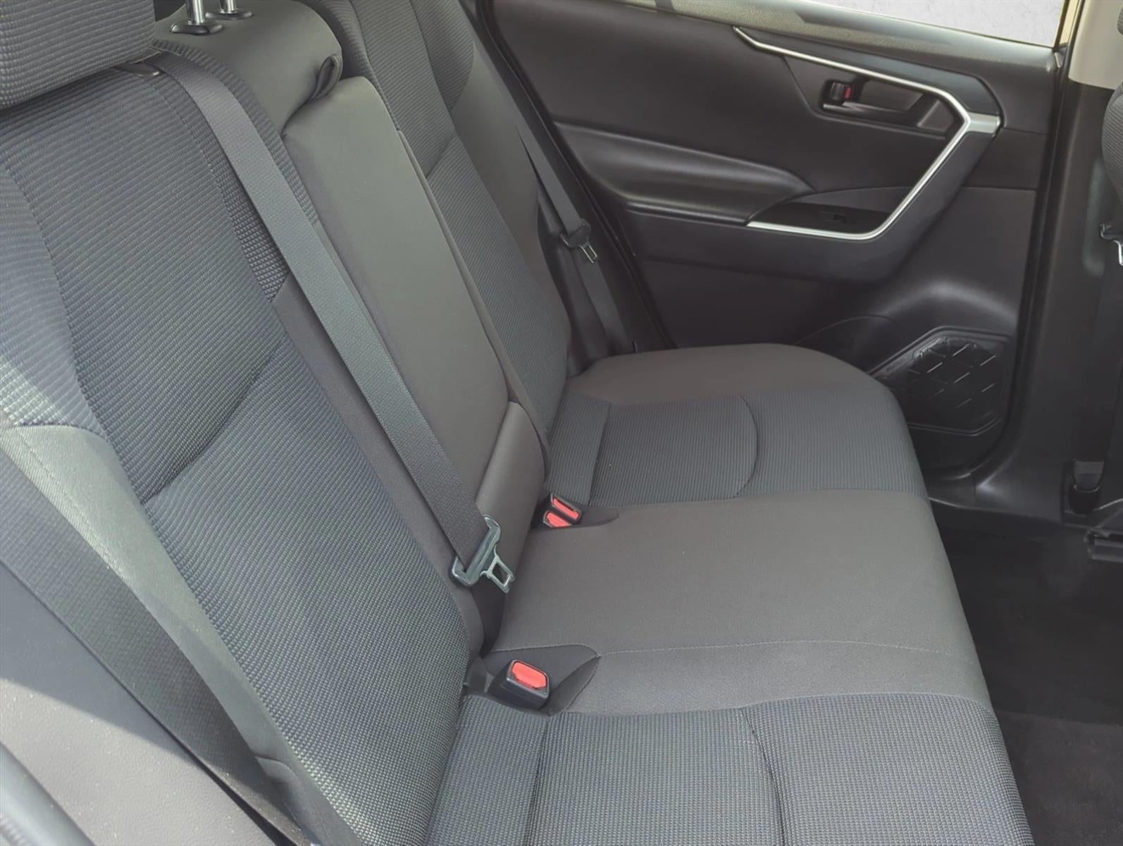2025 Toyota RAV4 Hybrid LE AWD (Natl)