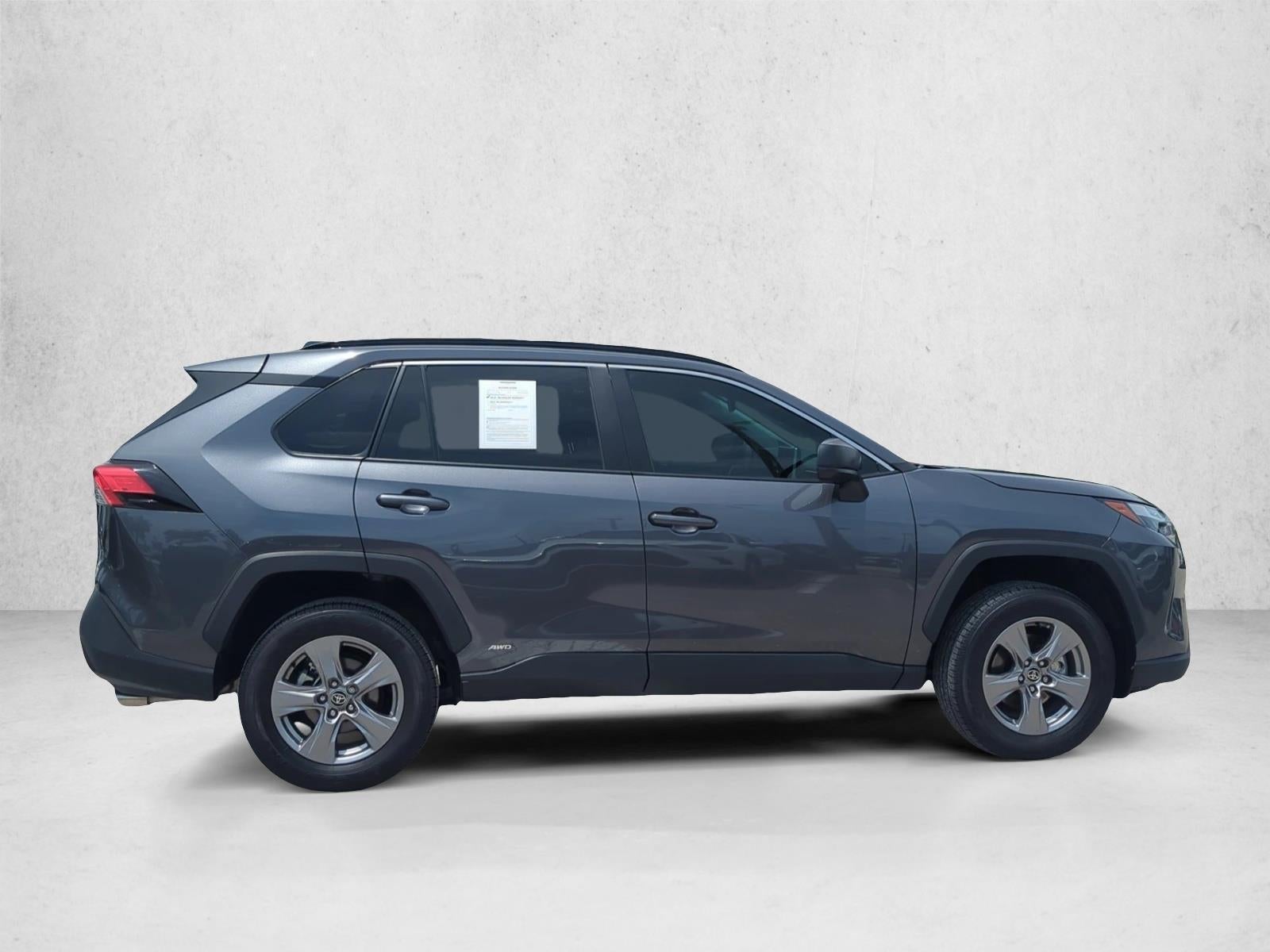 2025 Toyota RAV4 Hybrid LE AWD (Natl)