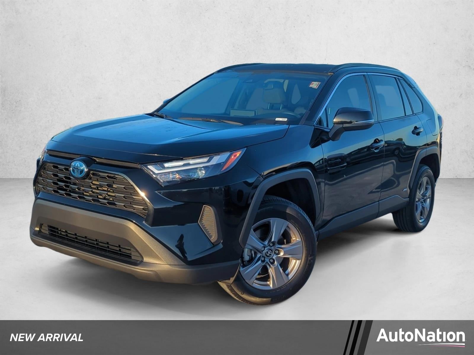 2024 Toyota RAV4 Hybrid LE AWD (Natl)