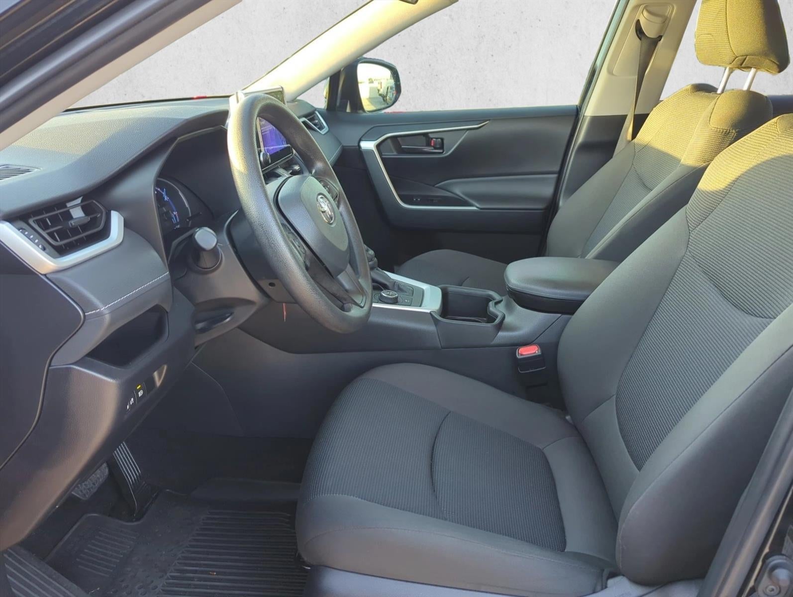 2024 Toyota RAV4 Hybrid LE AWD (Natl)