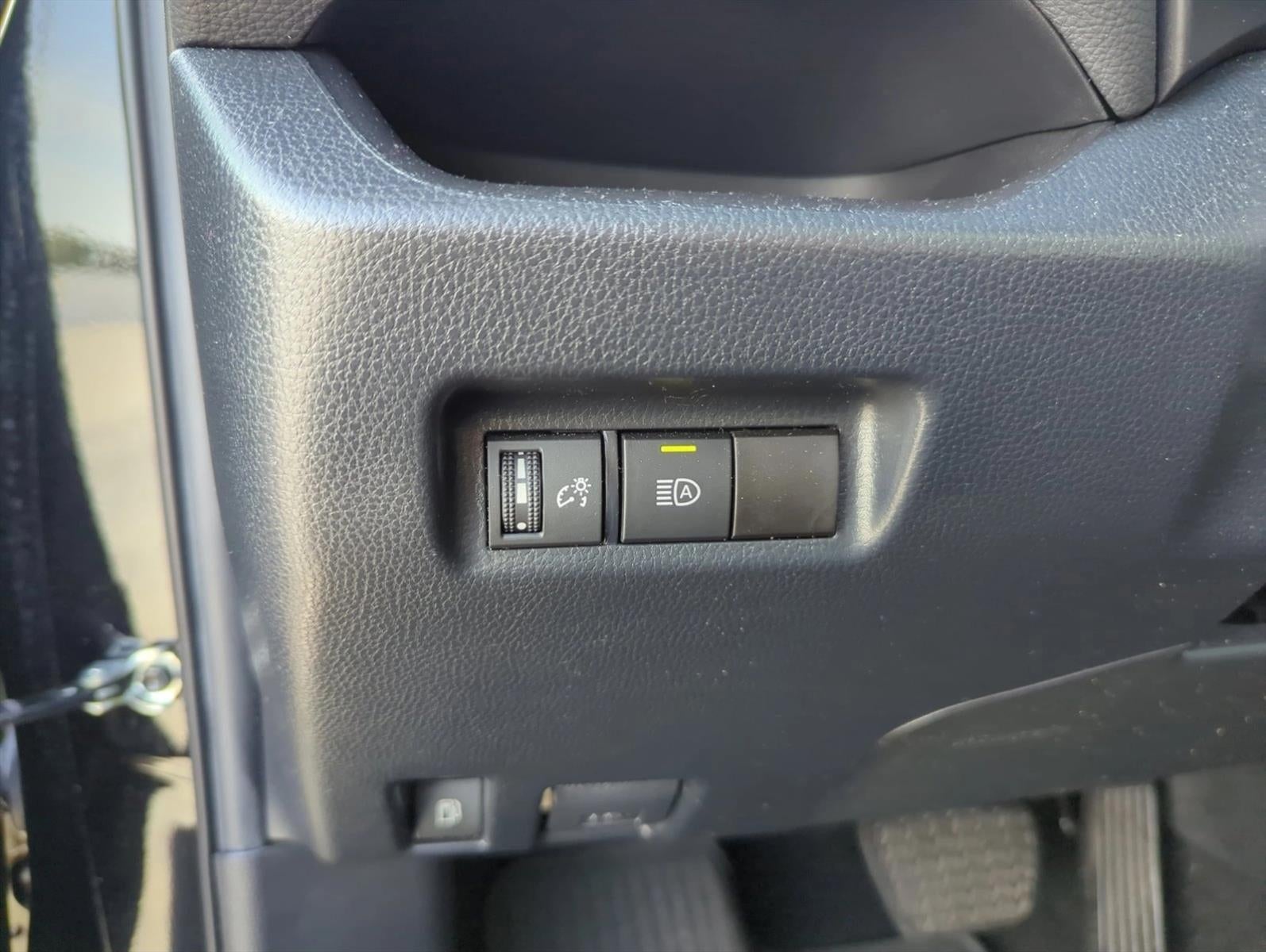 2023 Toyota RAV4 Hybrid LE AWD (Natl)