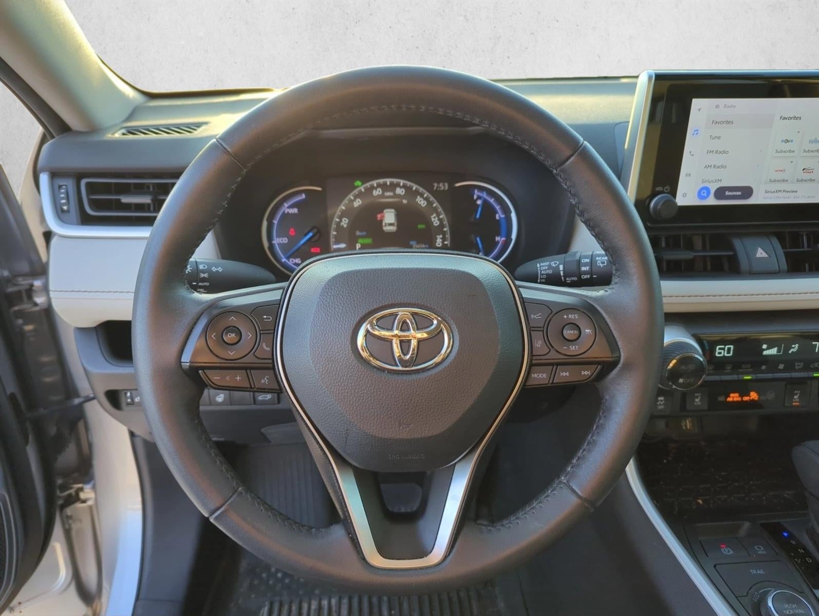 2024 Toyota RAV4 Hybrid XLE AWD (Natl)
