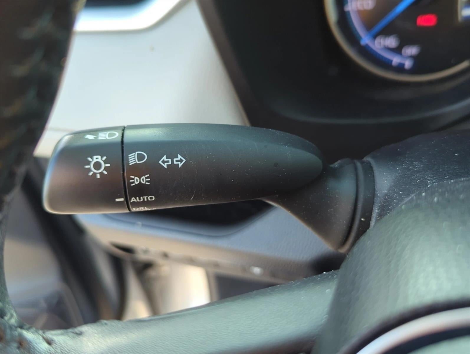 2024 Toyota RAV4 Hybrid XLE AWD (Natl)