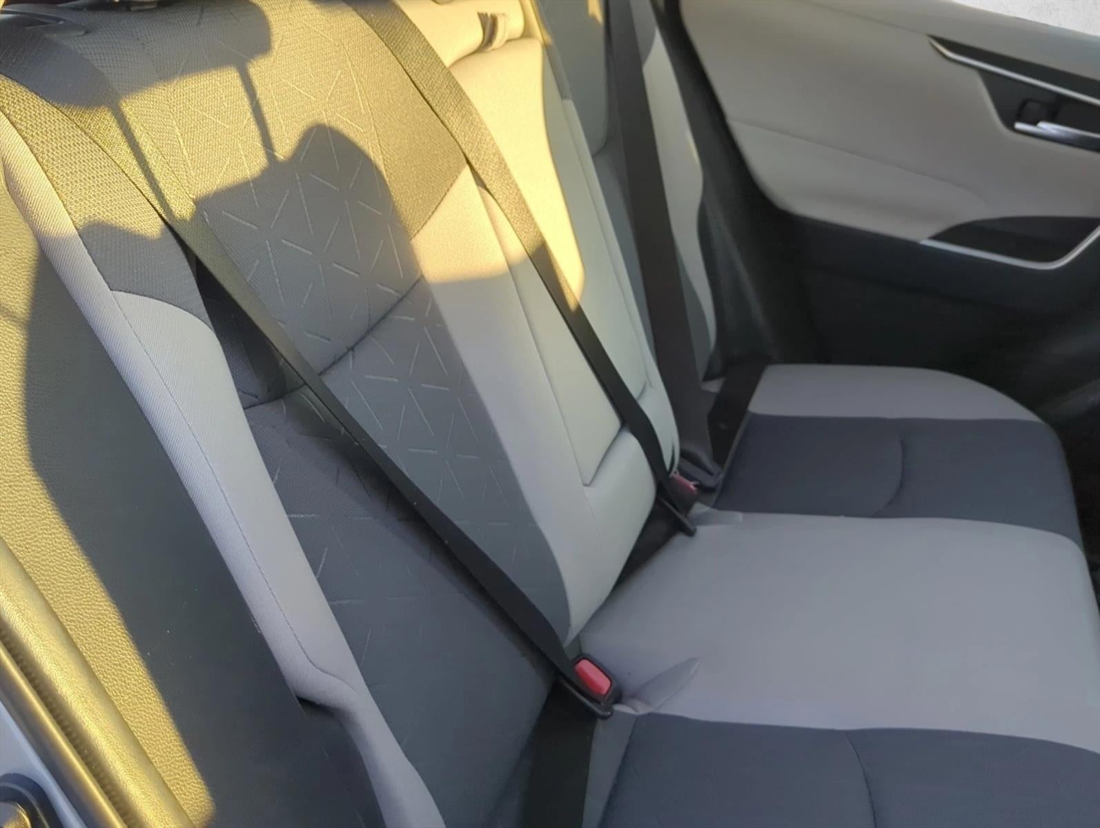 2024 Toyota RAV4 Hybrid XLE AWD (Natl)