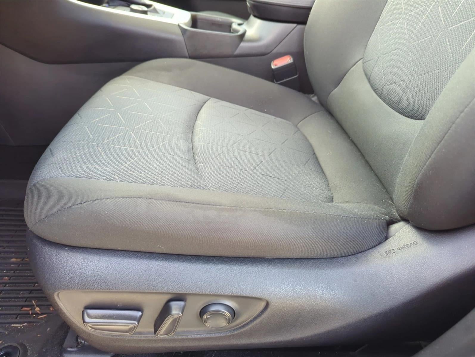 2022 Toyota RAV4 Hybrid XLE AWD (Natl)