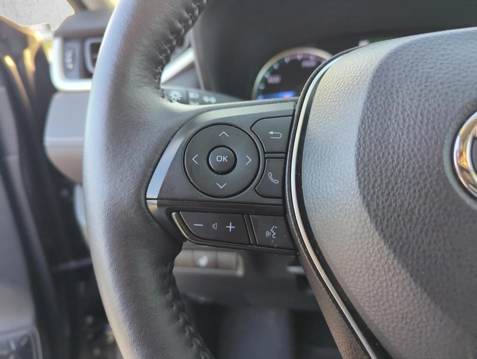 2022 Toyota RAV4 Hybrid XLE AWD (Natl)