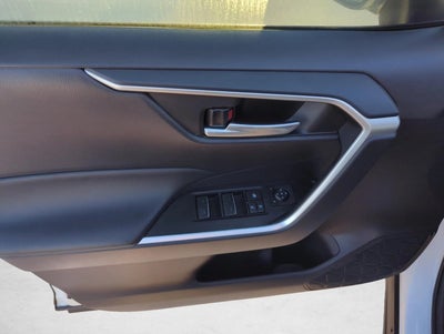 2025 Toyota RAV4 Hybrid XLE AWD (Natl)