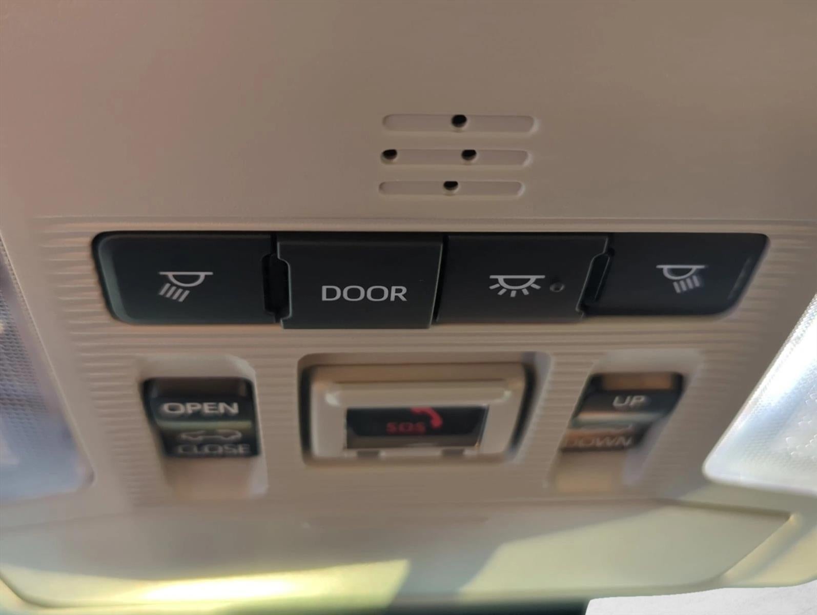 2025 Toyota RAV4 Hybrid XLE AWD (Natl)