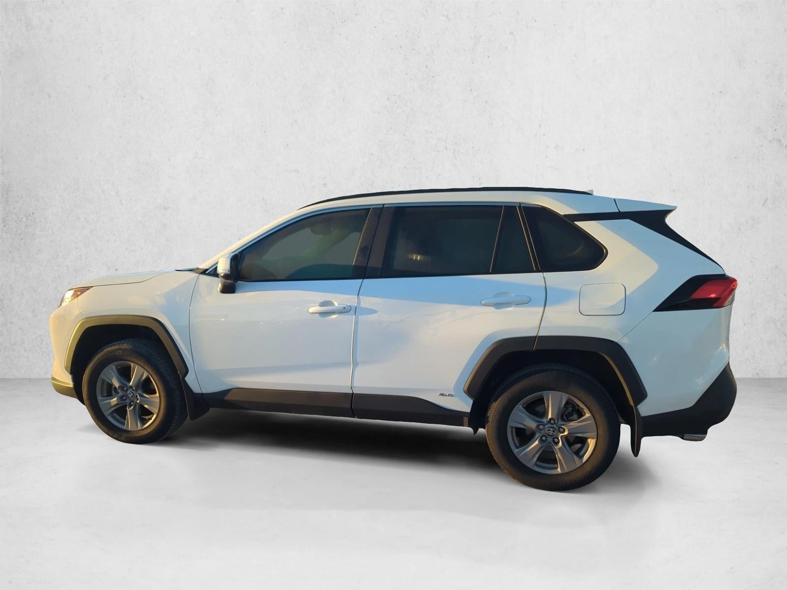 2025 Toyota RAV4 Hybrid XLE AWD (Natl)